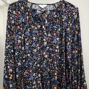 Time and Tru Blue Floral Top